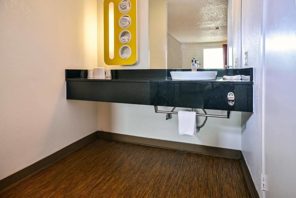 Motel 6-Saint Joseph, Mo Ngoại thất bức ảnh
